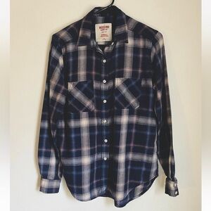 🌸3/$25 Target Mossimo Blue and Cream Plaid Boyfriend Fit Flannel Shirt, Size M